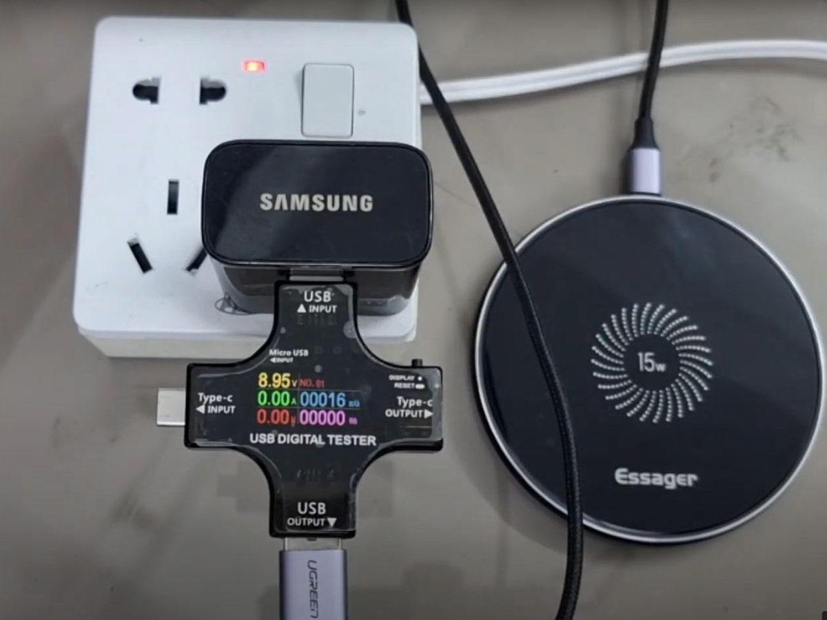 Connect the wireless charging pad to a power source. (From: Youtube/Galaxy Station)