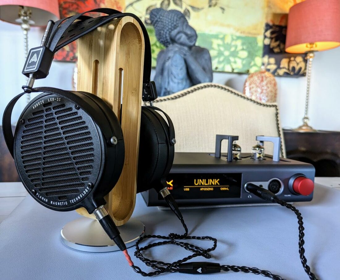 The TA-22 and the Audeze LCD-2C make for a good looking pair!