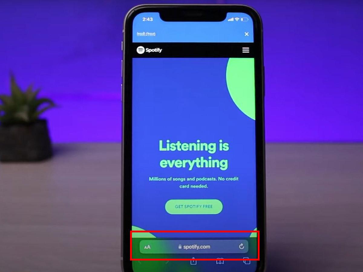 Go to the Spotify website. (From: Youtube/How To Geek)