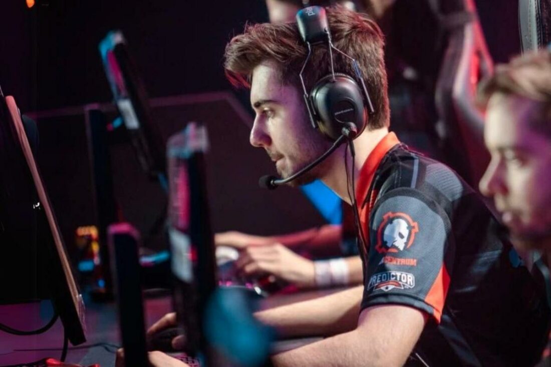 Former CS:GO Player, Zero, is an example of an eSports gamer that developed tinnitus. He became an ambassador to safe listening campaigns in the UK. (From: Esports-news)