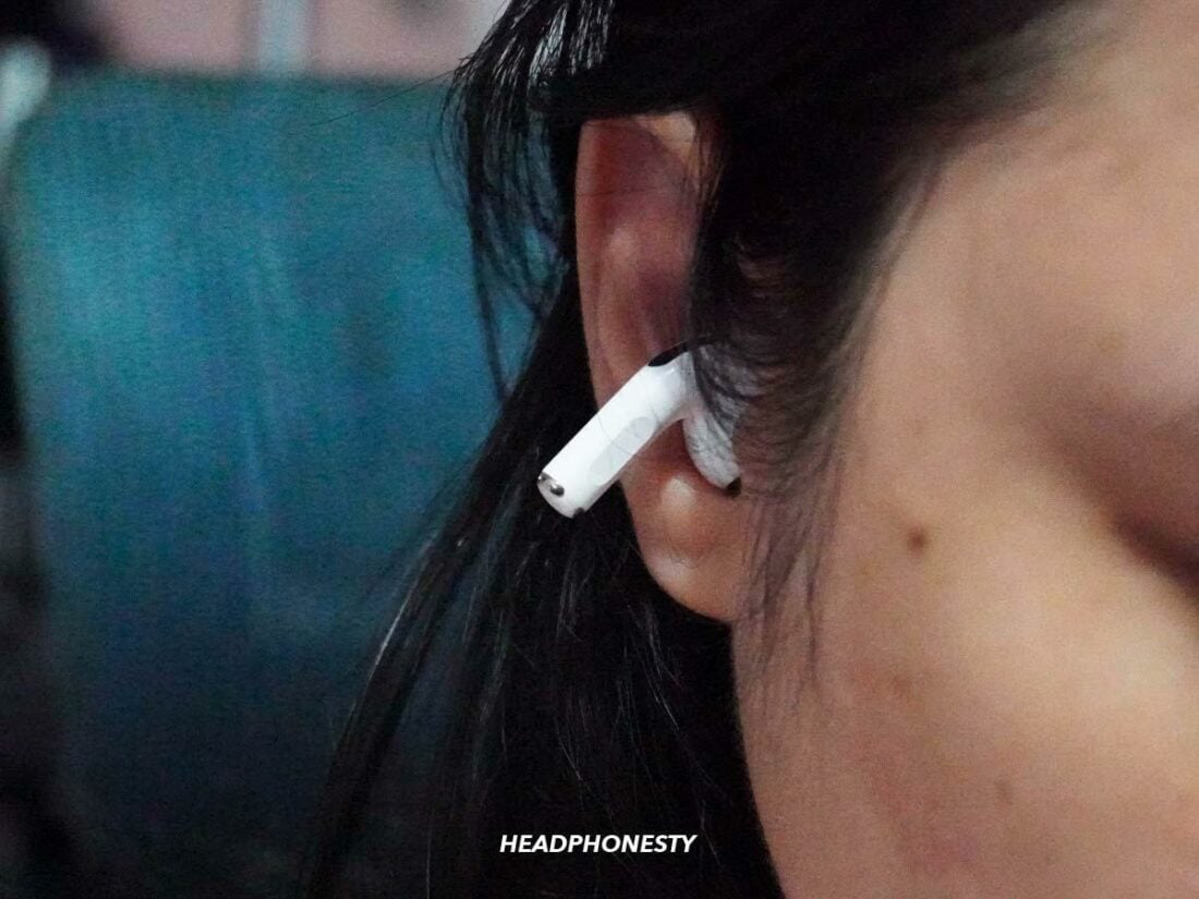 How the AirPods will look when they are twisted in.