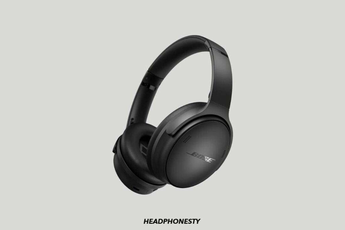 Close look at the Bose QuietComfort Wireless Noise Cancelling Headphones (From: Amazon)