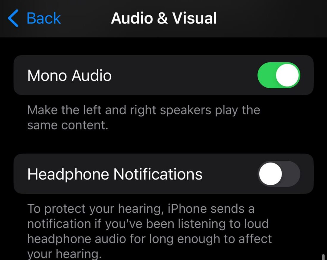 Mono Audio setting enabled on an iPhone.