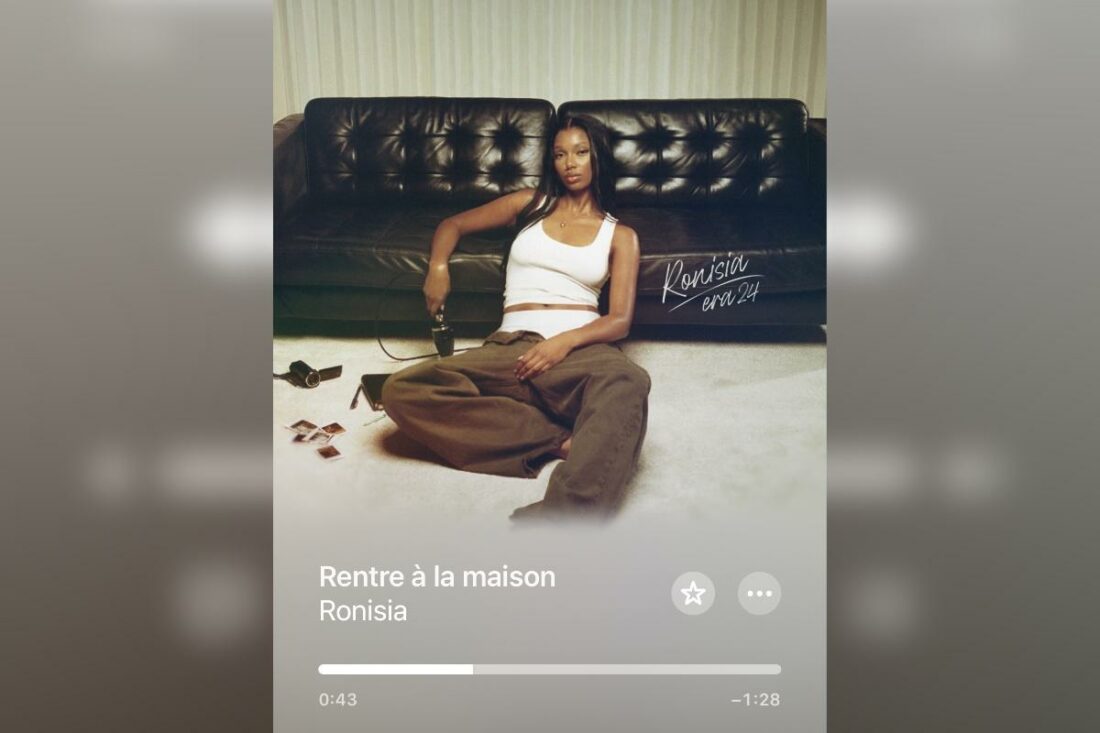 Playing the Ronisia – Rentre à la maison on Apple Music.