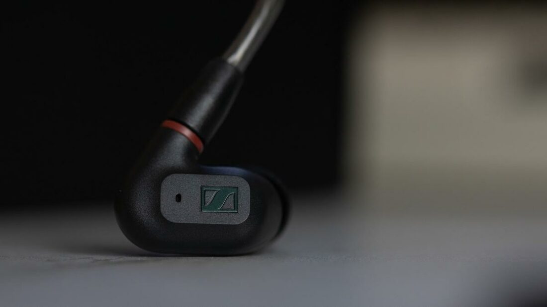 The IE 200 offer a more dynamic sound at the cost of some treble fatigue. From: Kazi Mahbub Mutakabbir.