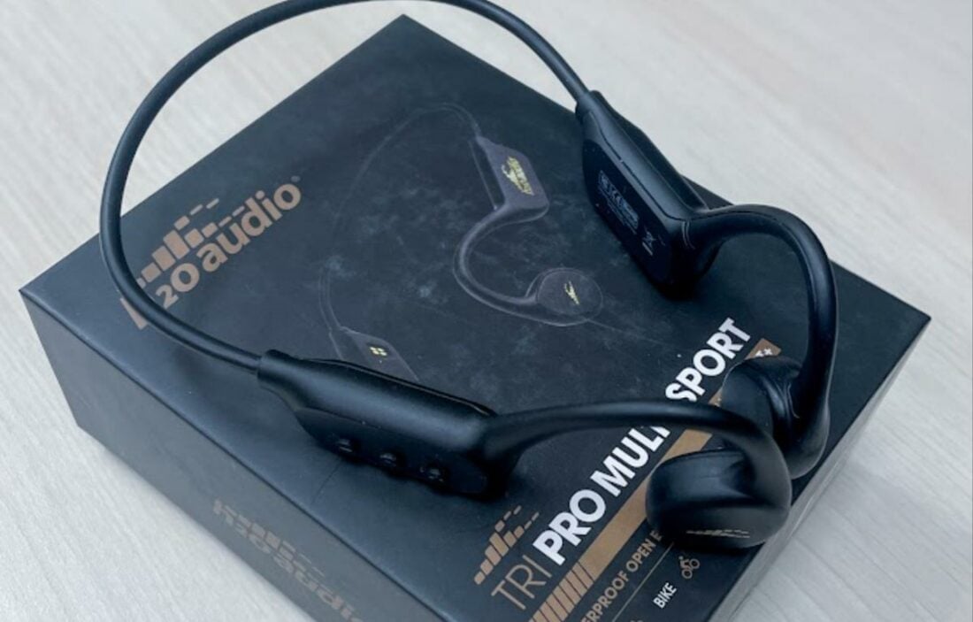 The TRI PRO come with the typical neckband design of bone conduction headphones. (From: Josh Geronimo)