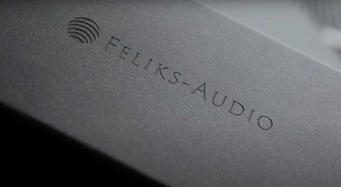 The Feliks Audio branding embedded in the new Envy amp. (From: YouTube/The Headphone Show)