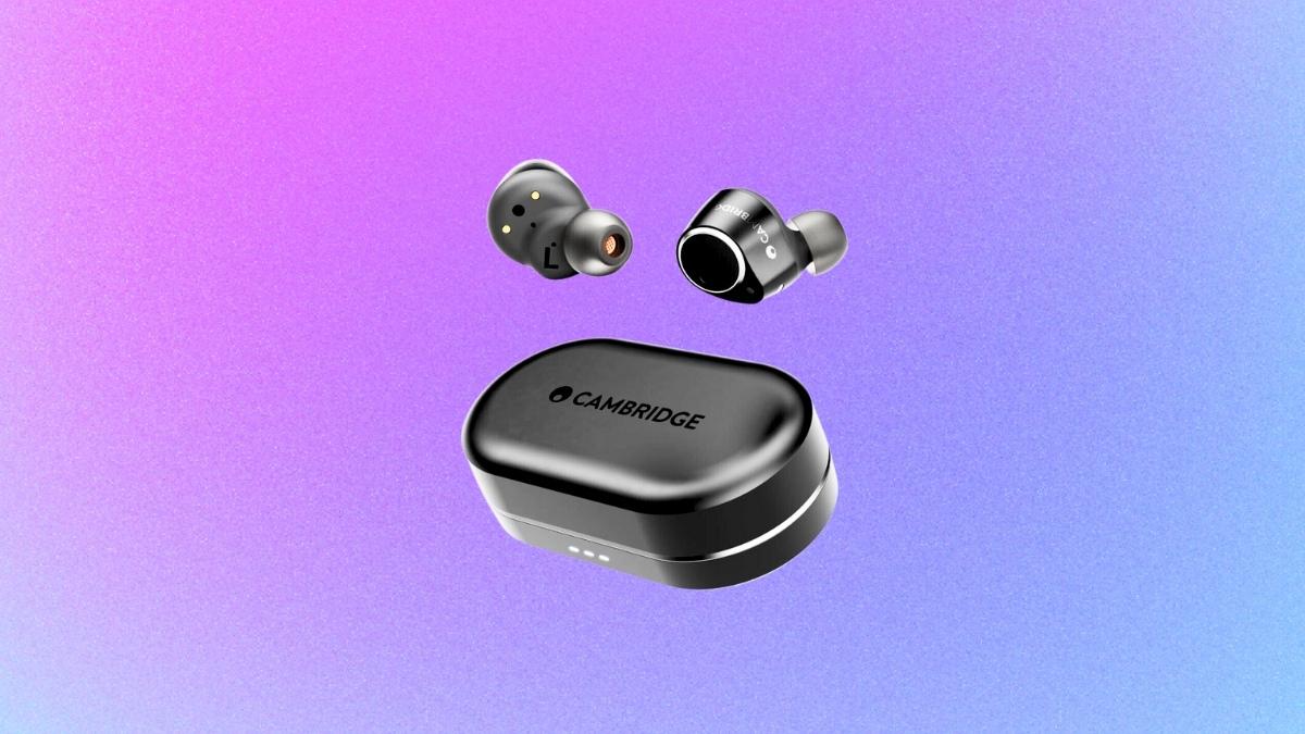 A close look at the Cambridge Audio Melomania M100 Earbuds