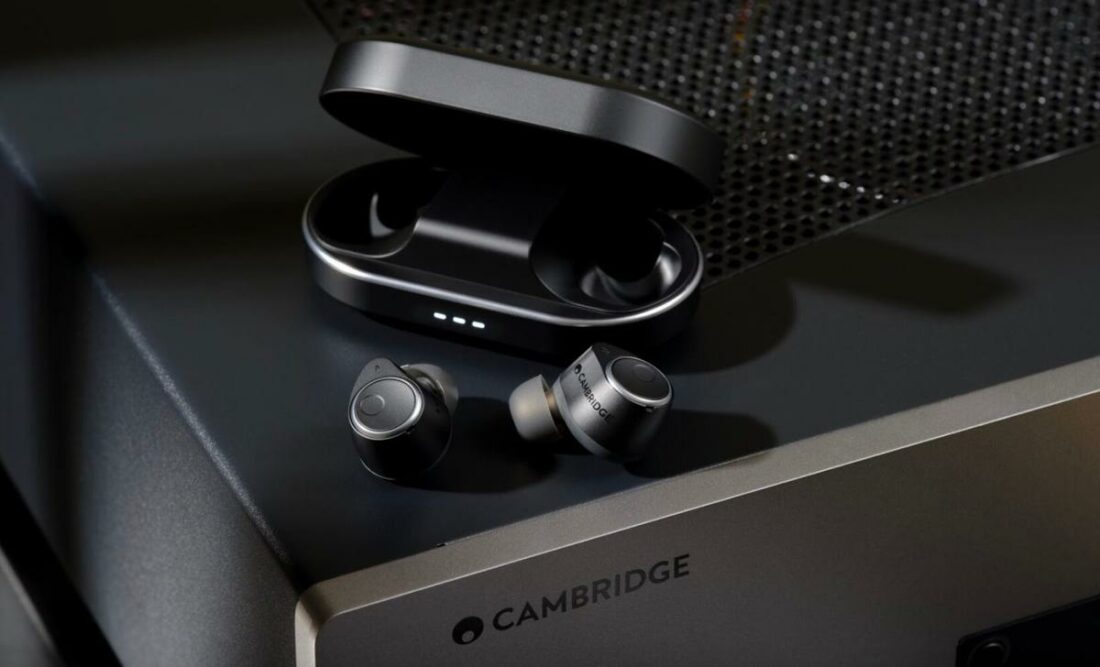 The Melomania M100 earbuds are engineered in the same London HQ as the CX Series amplifiers. (From: Cambridge Audio)