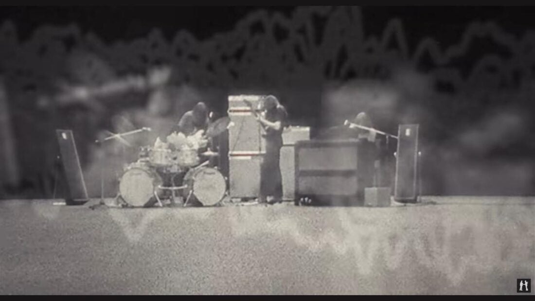 Welcome to the Machine – Pink Floyd (From: YouTube)